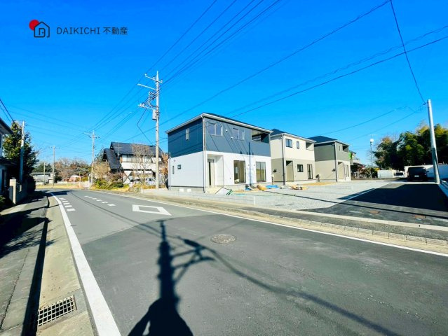 【前面道路含む現地写真】 | 吉見町東野第20　CRADLE GARDEN　新築戸建　全3棟　2号棟