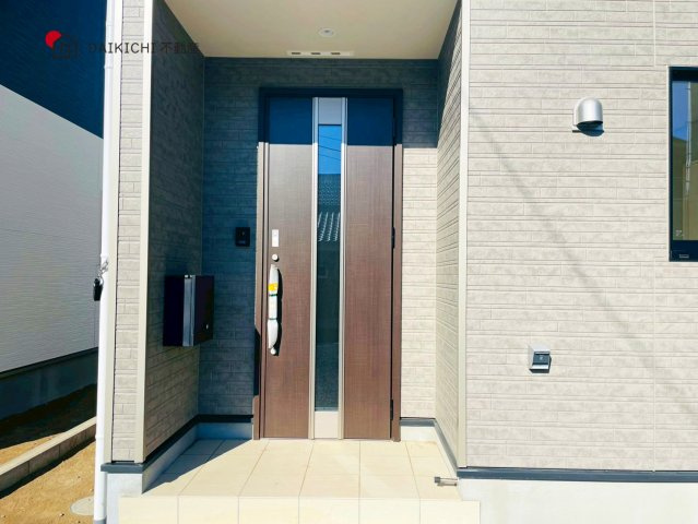 【玄関】 | 吉見町東野第20　CRADLE GARDEN　新築戸建　全3棟　2号棟