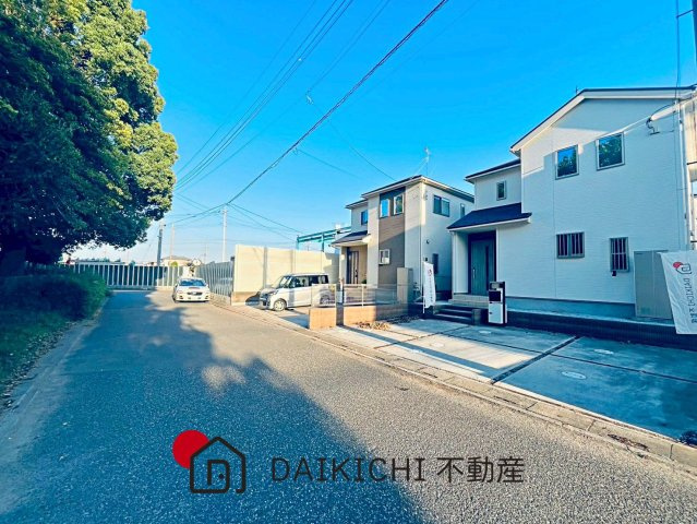 【前面道路含む現地写真】 | 行田市長野3丁目　中古戸建