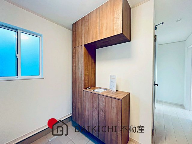 【玄関】 | 行田市長野3丁目　中古戸建