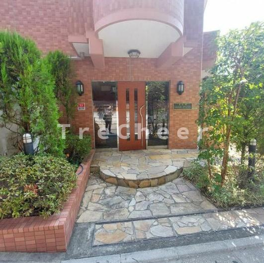 小石川ガーデンハウスのエントランス