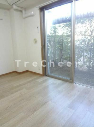 小石川ガーデンハウスの居間・リビング