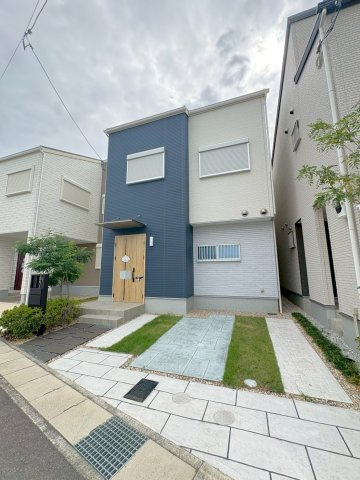 ２０２３年４月完成の築後未入居物件◆小屋裏収納付き３ＬＤＫ◆伏見区羽束師古川町の駐車場|駐車スペース