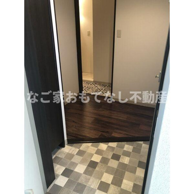 【玄関】 | ウエストメゾンマルキーズ