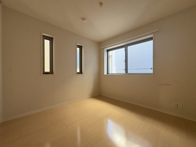 ジュヌパン用賀の洋室