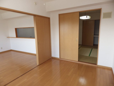 【居間・リビング】 | エクセリア・ドゥ | ※同建物同型別のお部屋