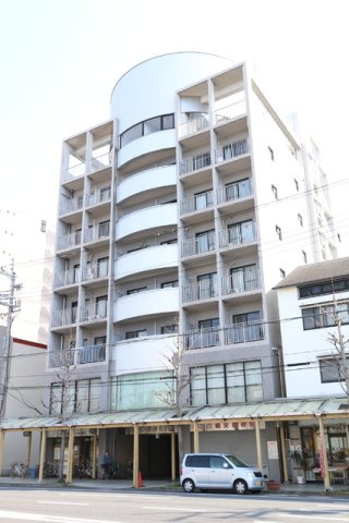 グランベール西七条の外観