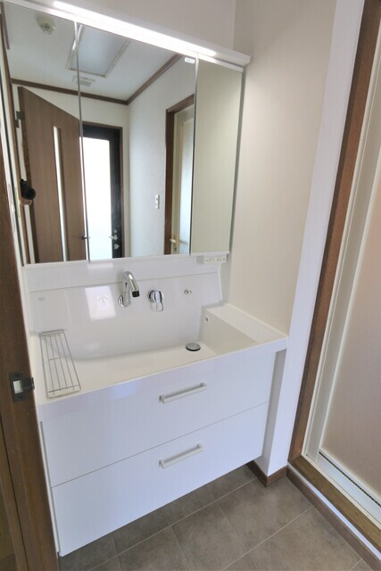 グランベール西七条の洗面所