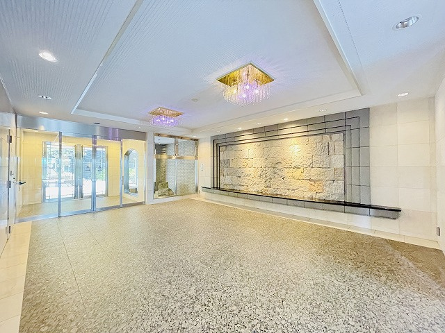 【エントランス】 | パロスリバーコート博多弐番館