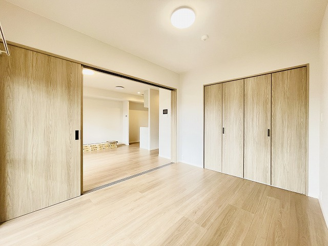 【洋室】 | パロスリバーコート博多弐番館