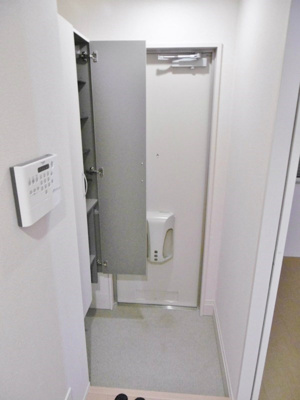 【玄関】 | エアル（D-ROOM） | ※別号室・参考写真※