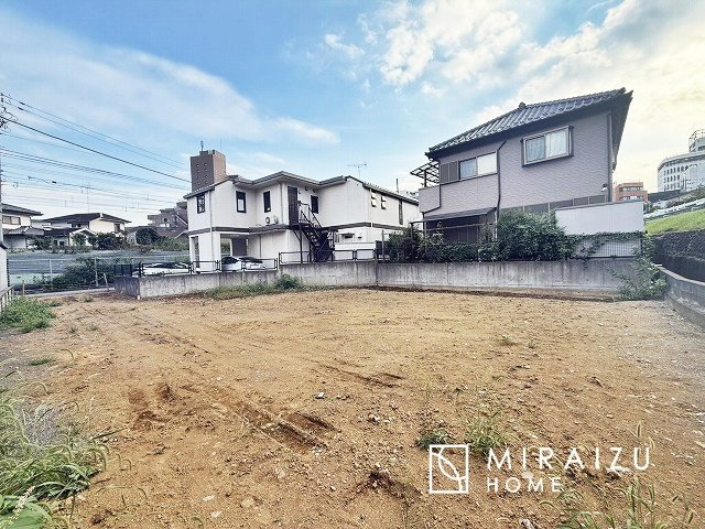 【外観】 | 陽の光をたっぷりと浴びながら気持ち良く生活が出来ます。夢のマイホーム、夢ではなく実現出来ます！見学・ご相談等、お気軽にご連絡下さい。