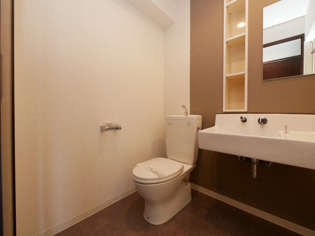 アクエルド新町のトイレ