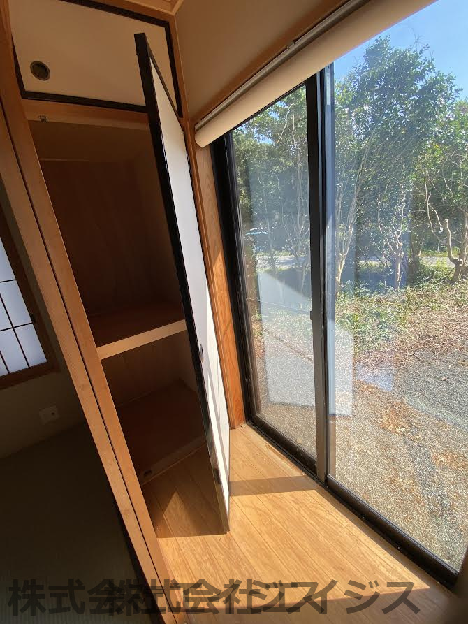 八代市妙見町中古戸建の洋室