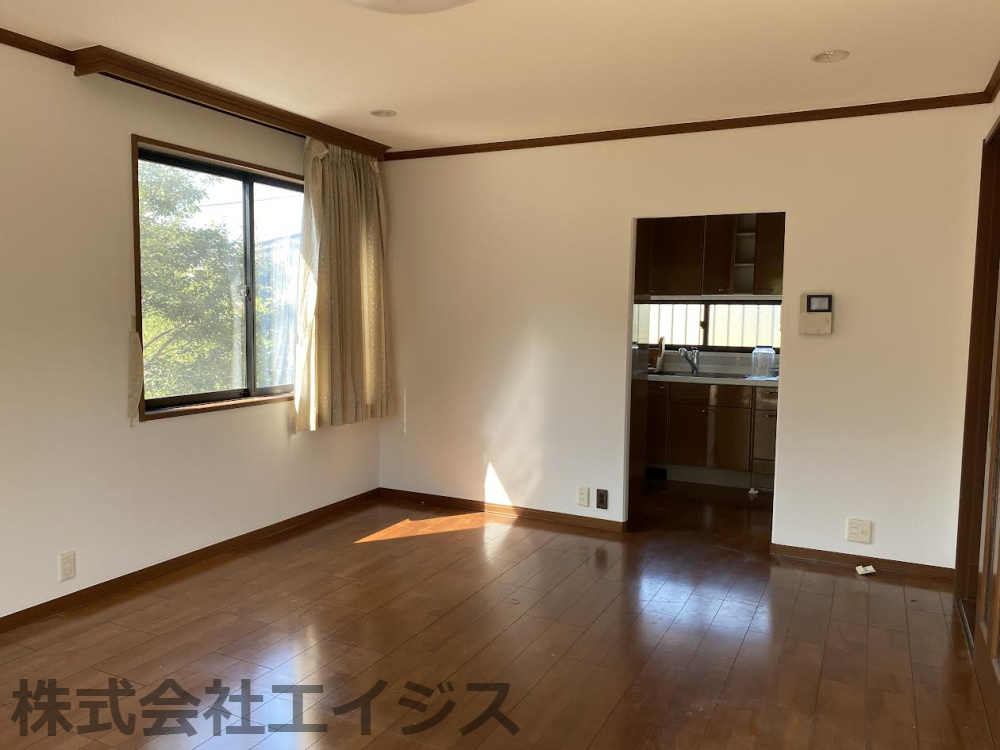 八代市妙見町中古戸建の洋室