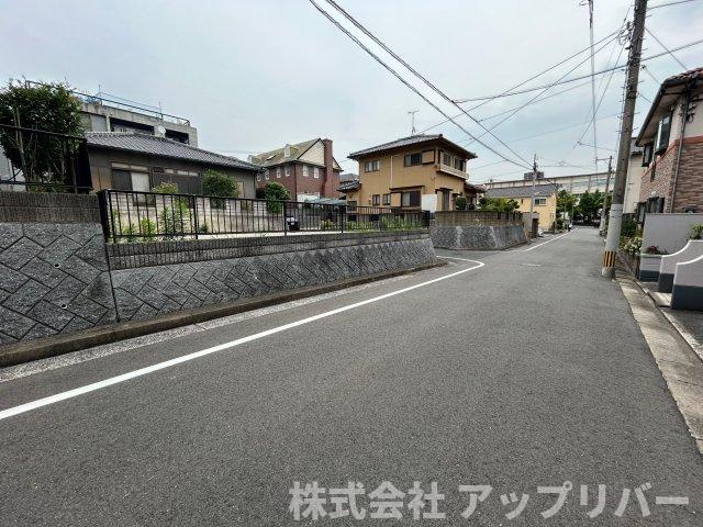 浅生三丁目土地の前面道路含む現地写真