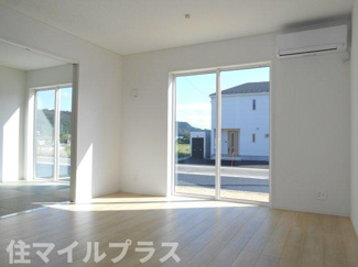 【居間・リビング】 | 棚倉町棚倉新築一戸建て3棟 | ゆったりとしたリビングです