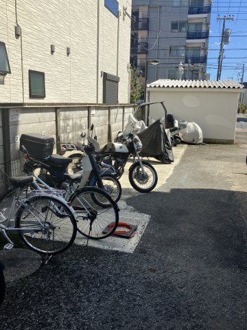 【その他共用部分】 | ワコーレ花小金井 | バイク置場