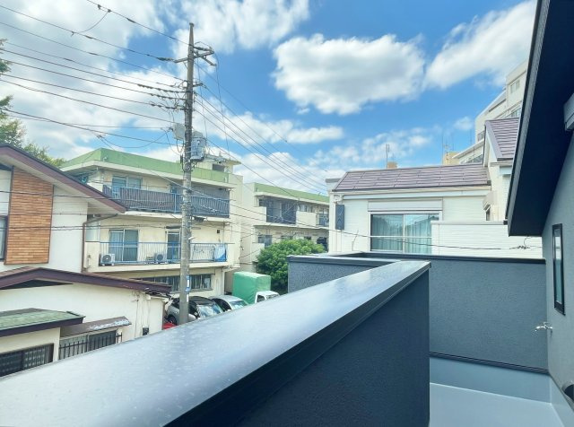 杉並区善福寺4丁目 限定1棟の展望|眺望も良好です♪♪
気持ちの良い青空が望めます