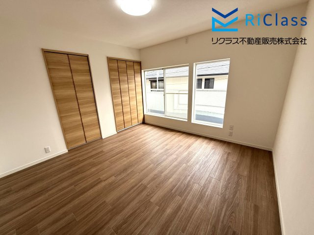 中古戸建　神戸市長田区片山町１丁目10の寝室|ゆとりの広さです