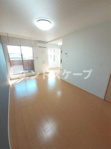 ラ・ルーチェ　棟高　Ⅰの居間・リビング|高崎、前橋のお部屋探しはエンドスケープまで！お客様の理想お聞かせ下さい♪