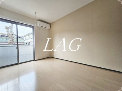 【居間・リビング】 | クオーレ上尾愛宕 | 洋室のお部屋です。