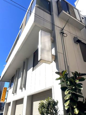 【外観】 | ミヨシビル | 1階　袖看板
