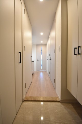 【玄関】 | レジュールアッシュ神戸ハーバーランド