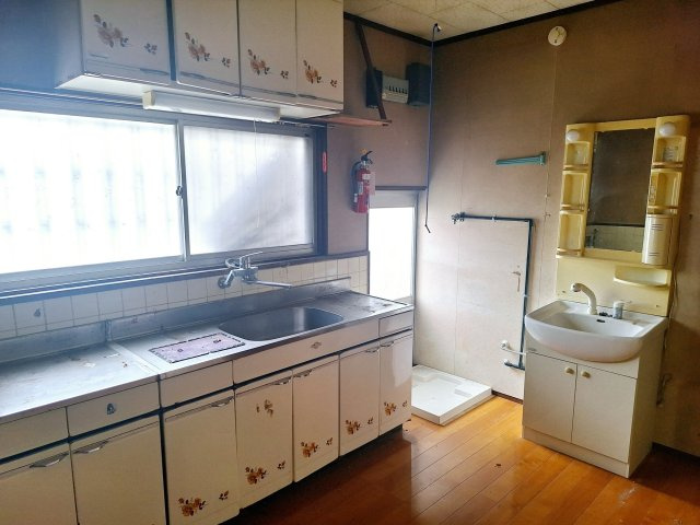 泉南郡岬町深日　中古戸建のキッチン