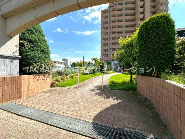 セレナハイムパークステージ桶川の外観|お問合せ当日でのご見学（内覧）も可能です。お気軽にお問合せください。
03-5918-8689