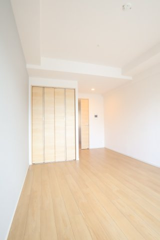 スプランディッド京橋EASTの寝室
