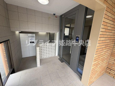 【エントランス】 | ブリージェ姫路