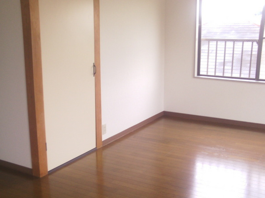 ホワイトコーポの居間・リビング