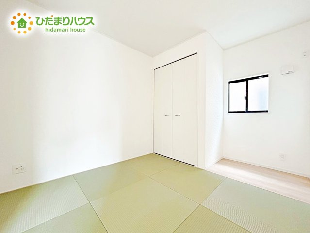 【和室】 | 那珂市瓜連第13　新築戸建　2号棟 | リビングに隣接した和室は収納もしっかりと確保されています！