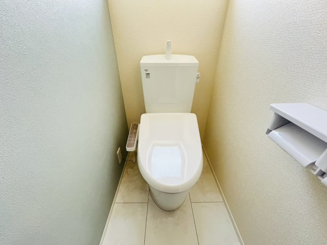 知多市寺本台3-13-2『仲介手数料無料』新築戸建てのトイレ