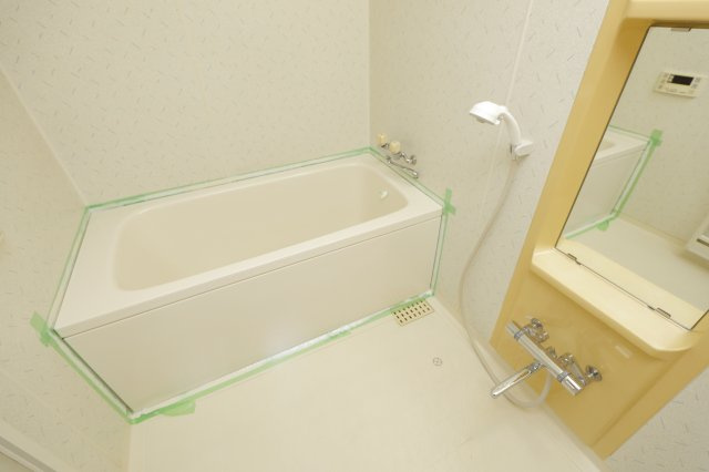 西船橋リリエンハイム弐番館の浴室