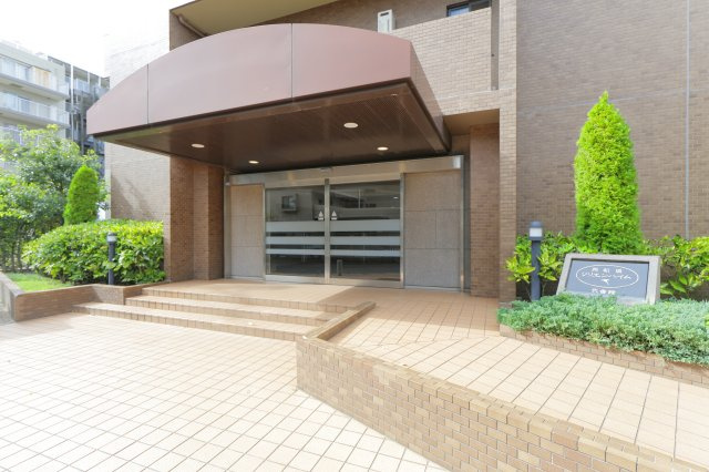 西船橋リリエンハイム弐番館のエントランス