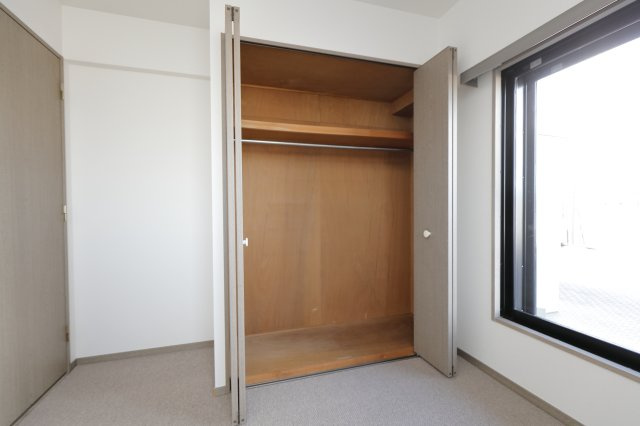 西船橋リリエンハイム弐番館の洋室