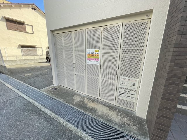 パルテール灘の駐車場