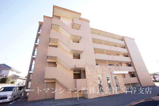 ラフィーネコート