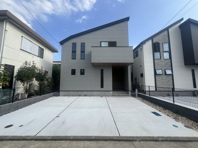 駅１０分以内で、駐車場も２台分！なんとまぁ！な【緑区長津田３丁目】新築戸建の外観|外観も気になるポイント