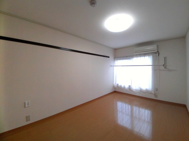 【居間・リビング】 | ハイツ井上C