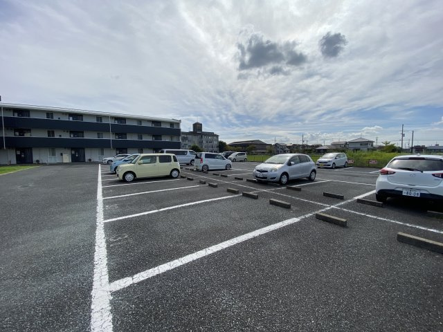 グリーンパーク1の駐車場