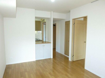 【居間・リビング】 | ドゥーエ練馬 | 全面フローリング。