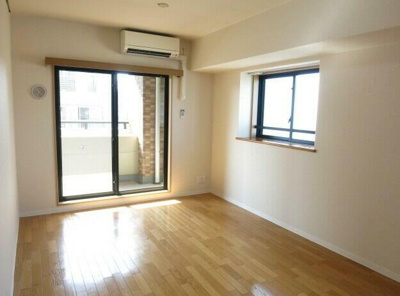 【居間・リビング】 | ドゥーエ練馬 | 明るい洋室！