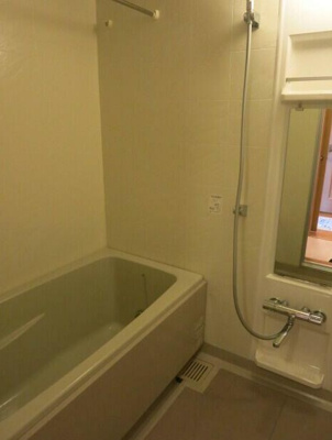 【浴室】 | ドゥーエ練馬 | 浴室乾燥機付きバス。