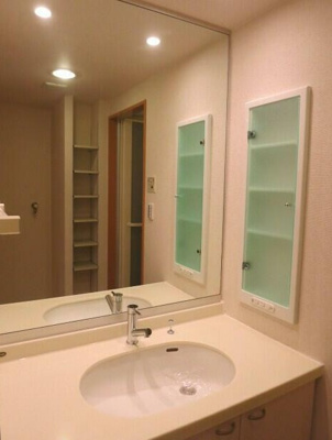 【独立洗面台】 | ドゥーエ練馬 | 嬉しい独立洗面台付き。