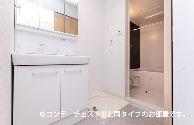 プロムナードの独立洗面台|洗面所