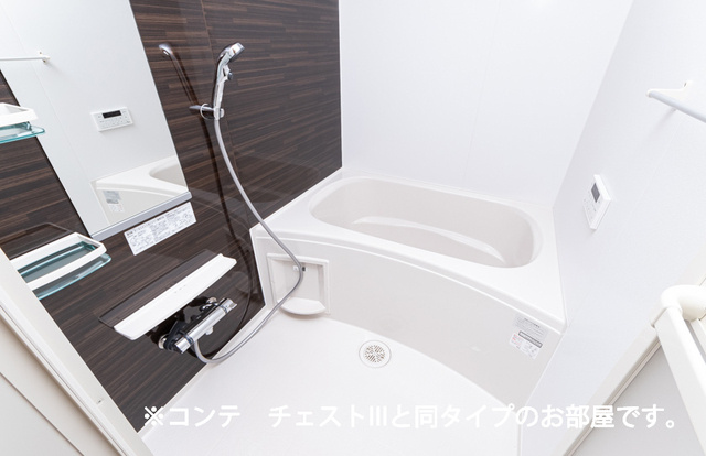 プロムナードの浴室|バス