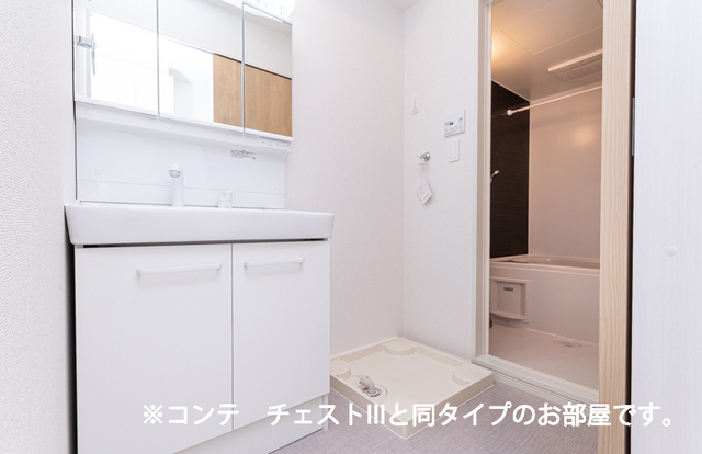 プロムナードの独立洗面台|洗面所